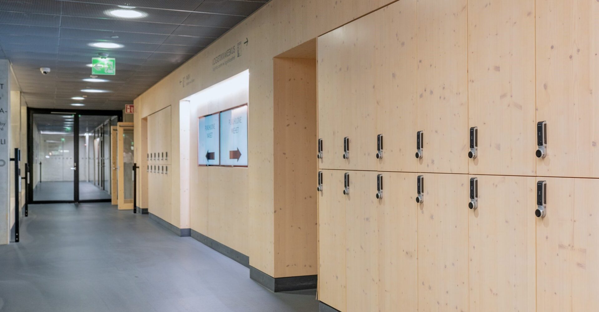 ASSA ABLOY SENSE 4 banneri